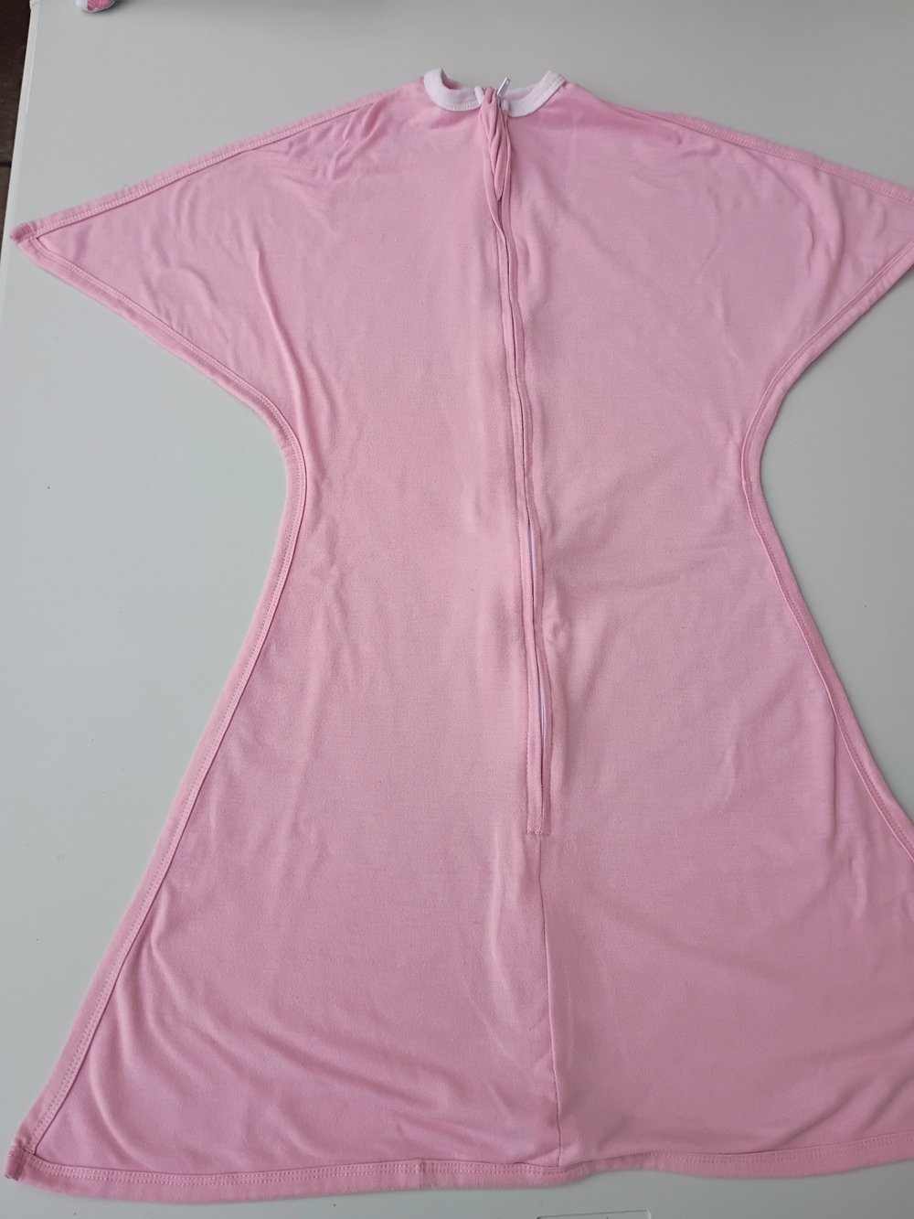 Sleeping Baby Zipadee Zip Swaddle Sack Baby Girls Size Medium 6-12 Months